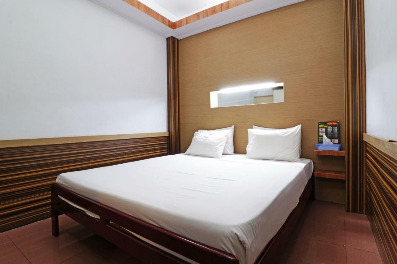 Mutiara Sari Hotel Makassar Exteriör bild