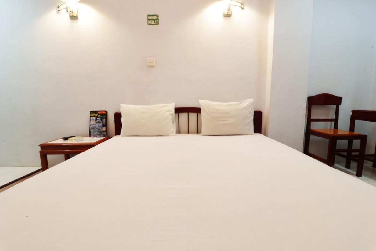Mutiara Sari Hotel Makassar Exteriör bild